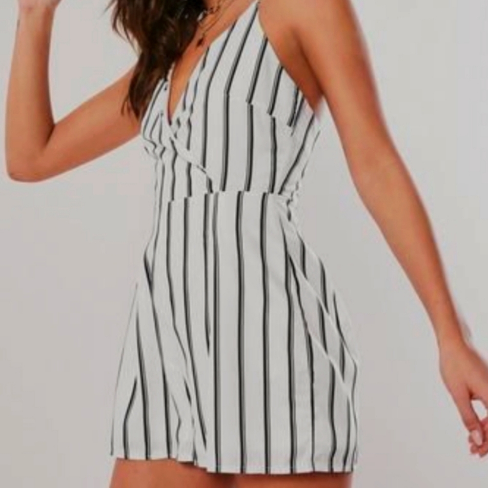 New Missguided Stripped black and white romper